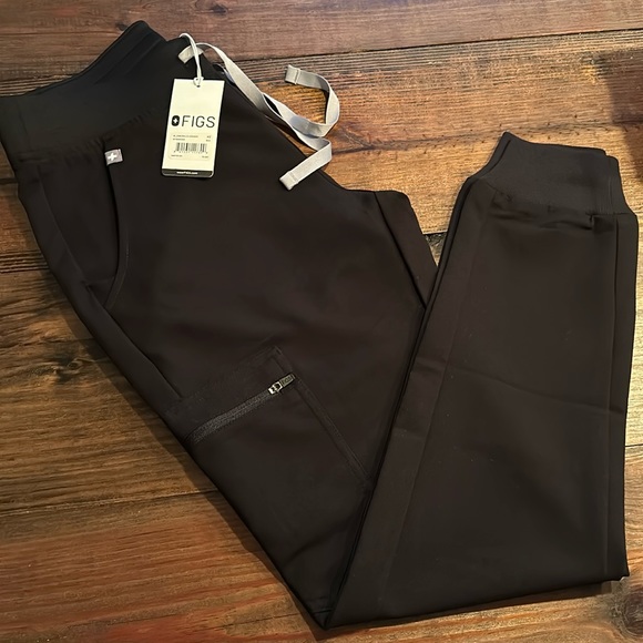 FIGS Zamora Joggers XS Black (NWT) Women’s - Picture 1 of 5
